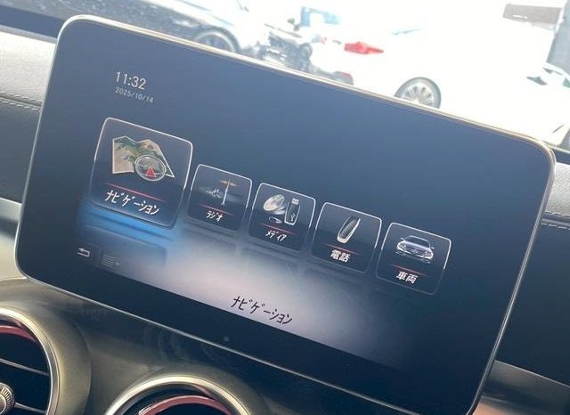 MERCEDES BENZ C-CLASS C200 AVANTGARDE AMG LINE 2017 full