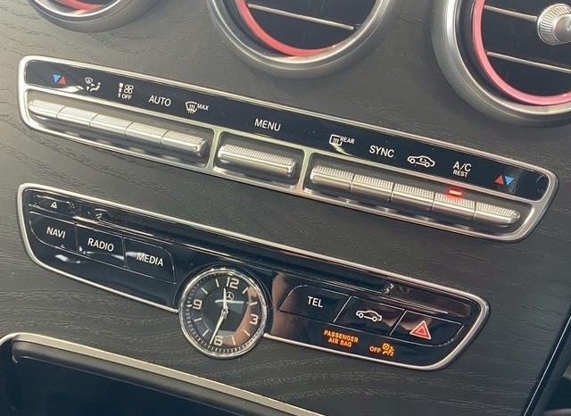 MERCEDES BENZ C-CLASS C200 AVANTGARDE AMG LINE 2017 full