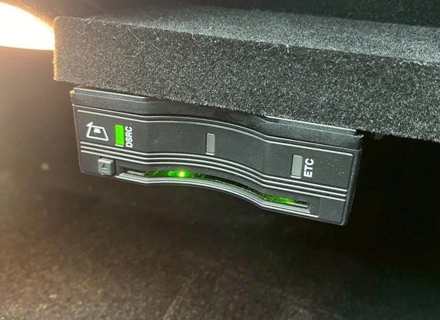 MERCEDES BENZ C-CLASS C200 AVANTGARDE AMG LINE 2017 full