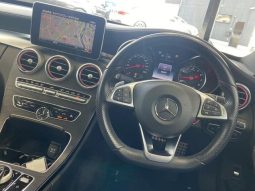 MERCEDES BENZ C-CLASS C200 AVANTGARDE AMG LINE 2017 full