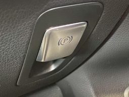 MERCEDES BENZ C-CLASS C200 AVANTGARDE AMG LINE 2017 full