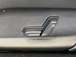 MERCEDES BENZ C-CLASS C200 AVANTGARDE AMG LINE 2017 full