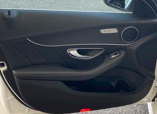 MERCEDES BENZ C-CLASS C200 AVANTGARDE AMG LINE 2017 full