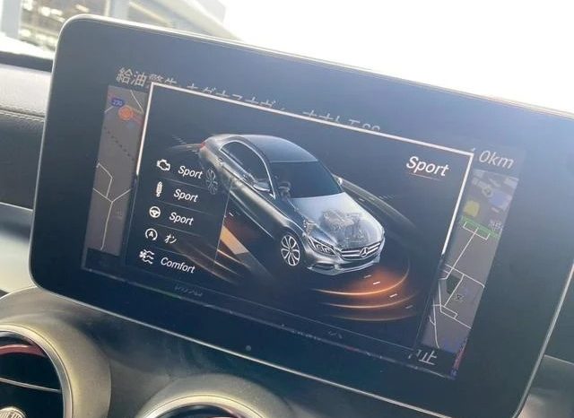 MERCEDES BENZ C-CLASS C200 AVANTGARDE AMG LINE 2017 full