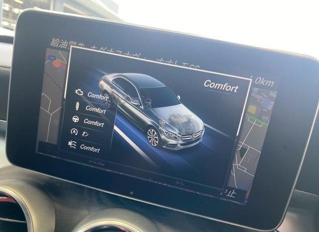 MERCEDES BENZ C-CLASS C200 AVANTGARDE AMG LINE 2017 full