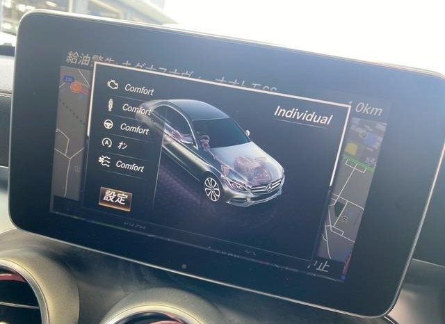 MERCEDES BENZ C-CLASS C200 AVANTGARDE AMG LINE 2017 full