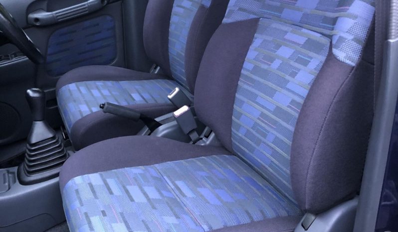 Toyota RAV4 L 4×4 1995 full