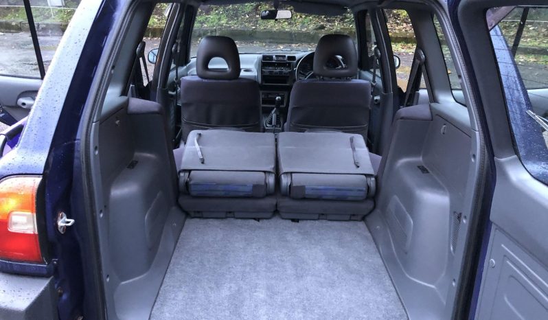 Toyota RAV4 L 4×4 1995 full