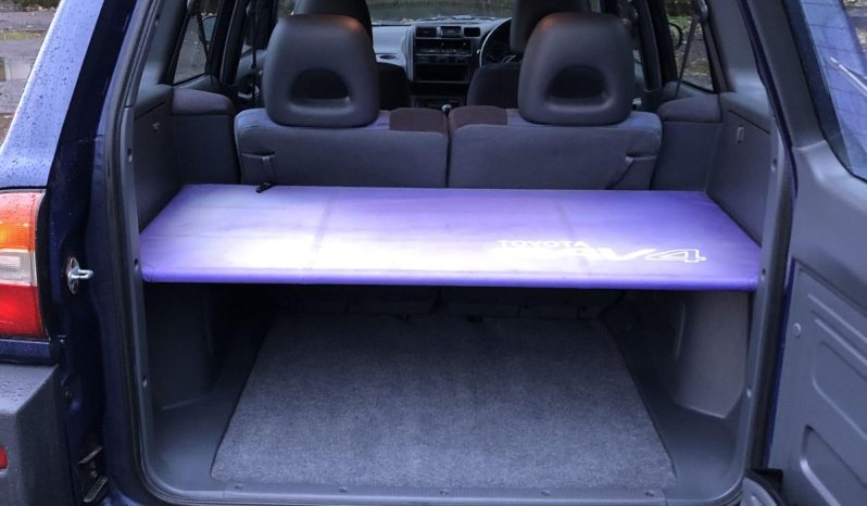 Toyota RAV4 L 4×4 1995 full