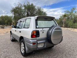 Toyota RAV4 L 4×4 1996 full