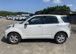 Toyota Rush 2010 full