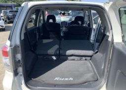 Toyota Rush 2010 full