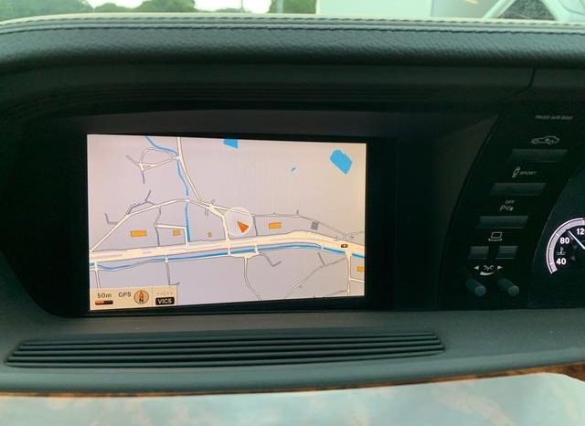 Mercedes Benz S-Class S350 2011 full