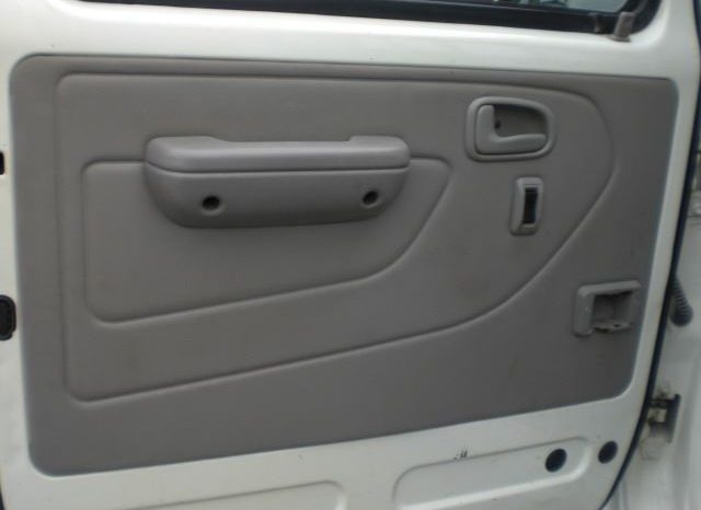 Toyota Dyna  2 ton low floor double cab 2009 full