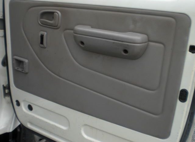 Toyota Dyna  2 ton low floor double cab 2009 full