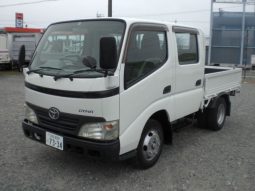 Toyota Dyna  2 ton low floor double cab 2009 full