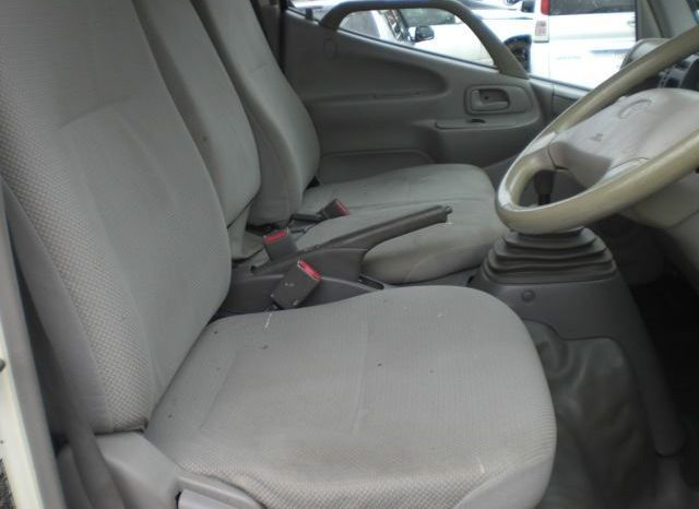 Toyota Dyna  2 ton low floor double cab 2009 full