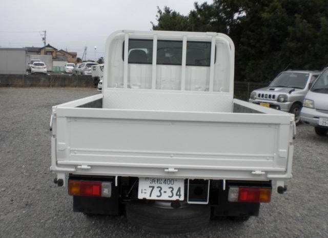 Toyota Dyna  2 ton low floor double cab 2009 full