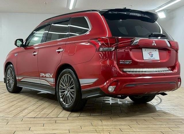 Mitsubshi Outlander PHEV S Edition 2019 full