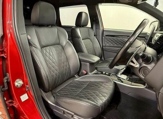 Mitsubshi Outlander PHEV S Edition 2019 full