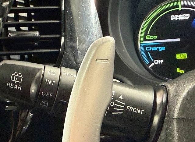 Mitsubshi Outlander PHEV S Edition 2019 full