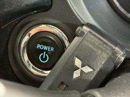 Mitsubshi Outlander PHEV S Edition 2019 full