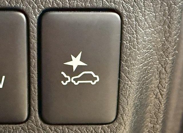 Mitsubshi Outlander PHEV S Edition 2019 full