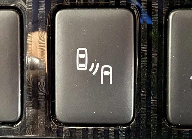 Mitsubshi Outlander PHEV S Edition 2019 full