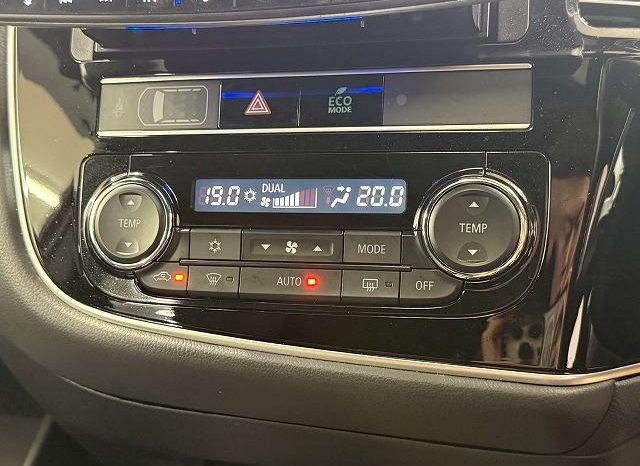 Mitsubshi Outlander PHEV S Edition 2019 full