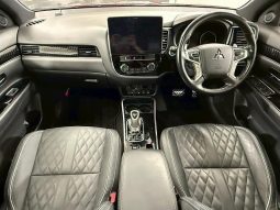 Mitsubshi Outlander PHEV S Edition 2019 full