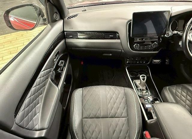 Mitsubshi Outlander PHEV S Edition 2019 full