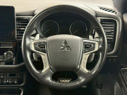 Mitsubshi Outlander PHEV S Edition 2019 full