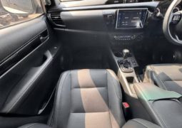 TOYOTA HILUX 2019 full