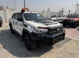 TOYOTA HILUX 2019 full
