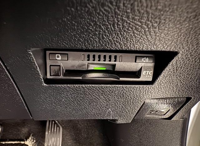 TOYOTA COROLLA FIELDER HYBRID G WxB 2017 full