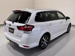 TOYOTA COROLLA FIELDER HYBRID G WxB 2017 full
