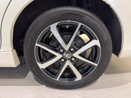 TOYOTA COROLLA FIELDER HYBRID G WxB 2017 full