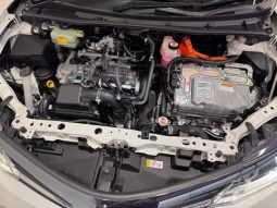 TOYOTA COROLLA FIELDER HYBRID G WxB 2017 full