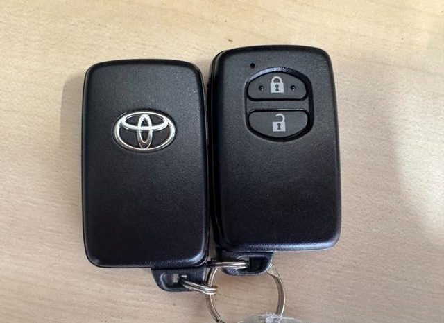 TOYOTA COROLLA FIELDER HYBRID G WxB 2017 full