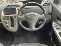 Toyota Ractis G S Package 2006 full