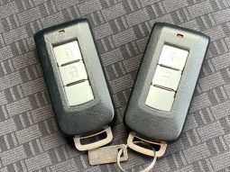 MITSUBISHI MIRAGE G 2016 full