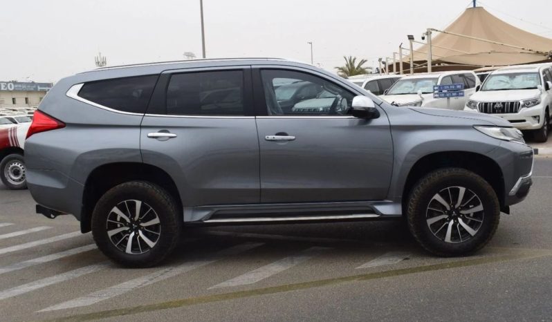 Mitsubishi Montero Sport 2016 full