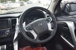 Mitsubishi Montero Sport 2016 full