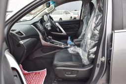 Mitsubishi Montero Sport 2016 full