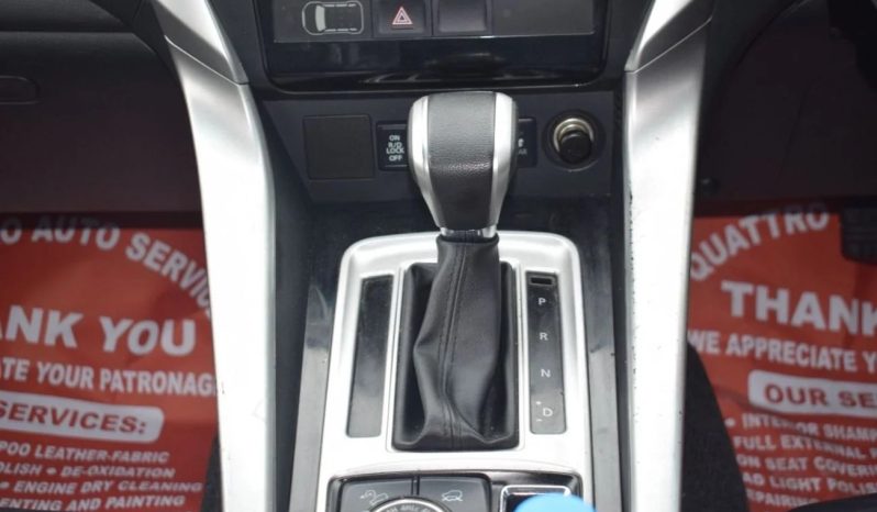 Mitsubishi Montero Sport 2016 full