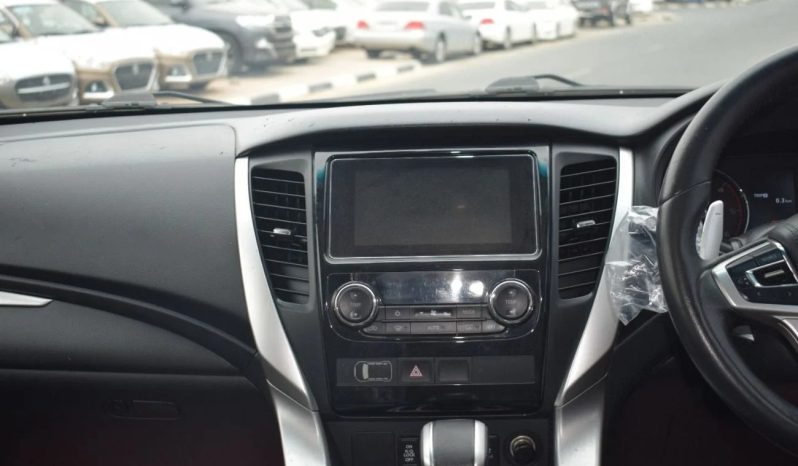 Mitsubishi Montero Sport 2016 full