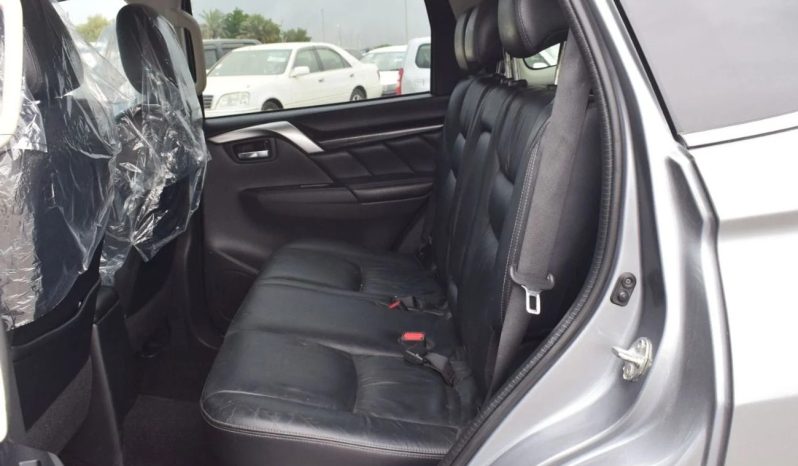 Mitsubishi Montero Sport 2016 full