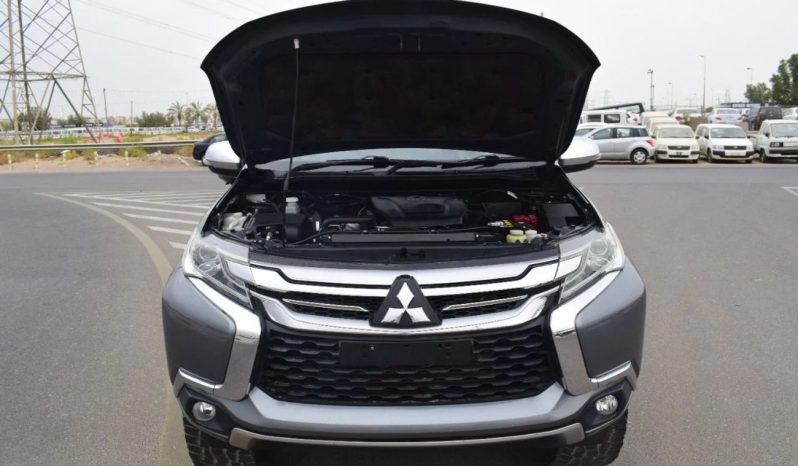 Mitsubishi Montero Sport 2016 full