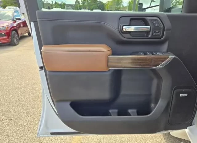 Chevrolet Silverado 2500 High Country 2022 full