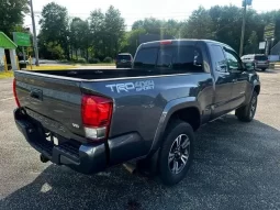 Toyota Tacoma TRD Sport 2017 full